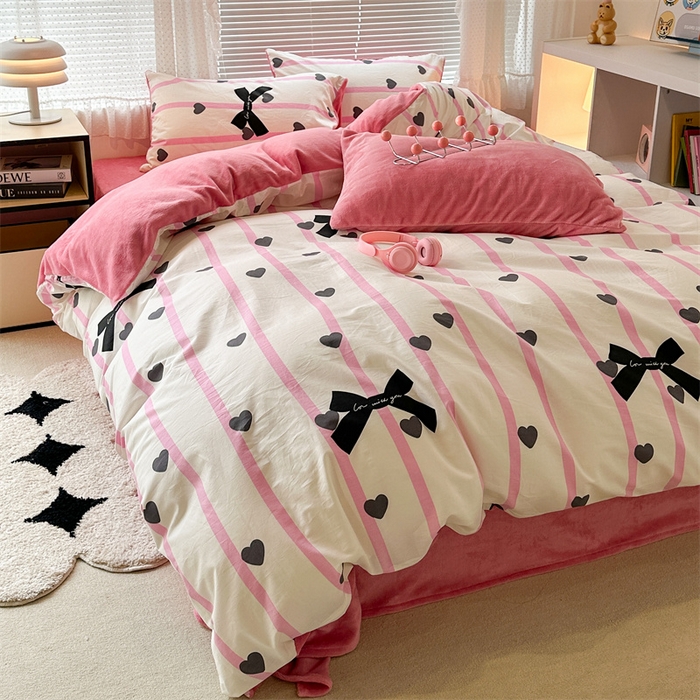 91家纺网 家纺一手货源 找家纺 昔可家纺 2023新款全棉加绒四件套 爱心丝带蝴蝶结