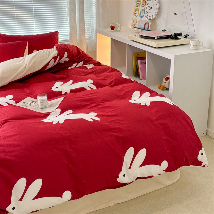 91家纺网 家纺一手货源 找家纺 昔可家纺 2023新款全棉加绒四件套 红兔子