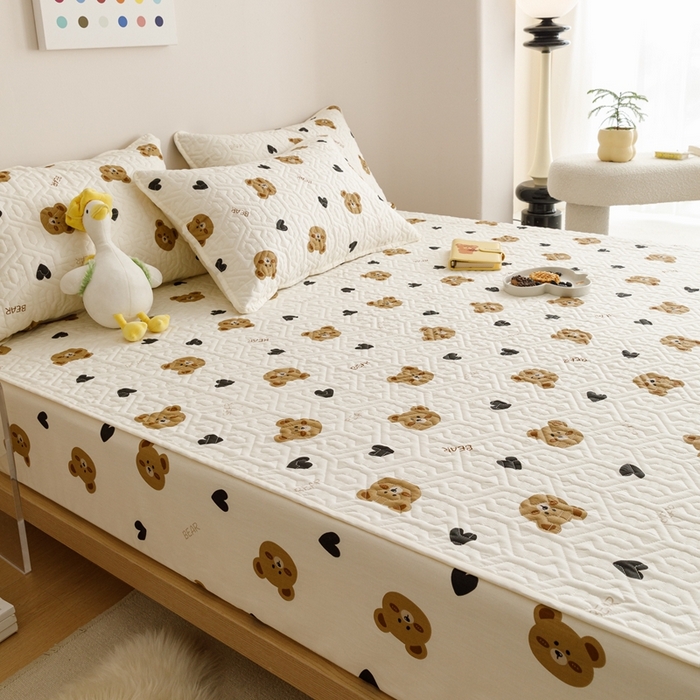 91家纺网 家纺一手货源 找家纺 忘忧草 2023新款A类全棉印花夹棉床笠 熊圆圆