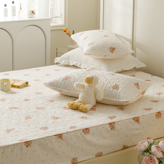 91家纺网 家纺一手货源 找家纺 忘忧草 2023新款A类全棉印花夹棉床笠 花簇-米