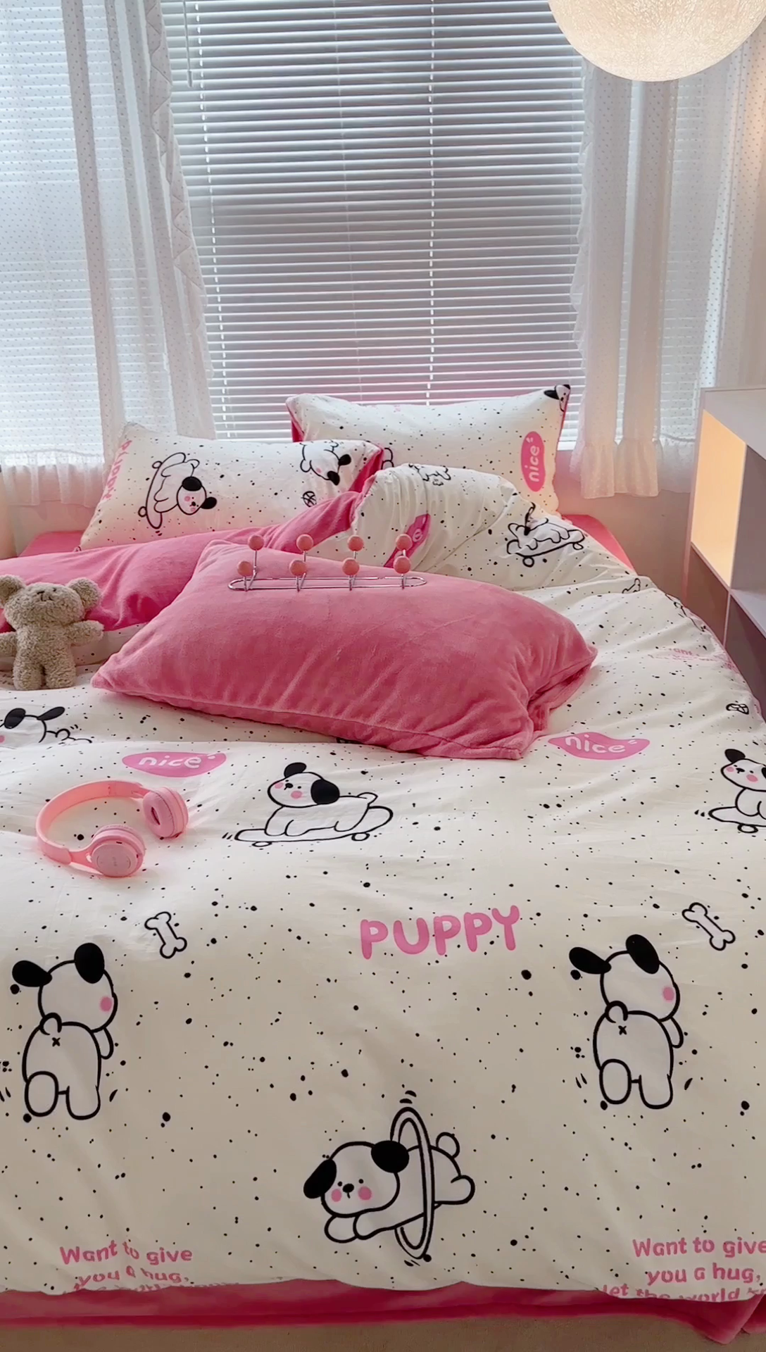 91家纺网 家纺一手货源 找家纺 昔可家纺 2023新款全棉加绒四件套 滑板狗狗粉