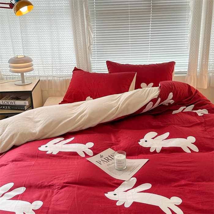 91家纺网 家纺一手货源 找家纺 昔可家纺 2023新款全棉加绒四件套 红兔子