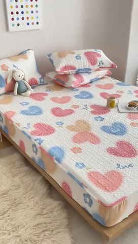 91家纺网 家纺一手货源 找家纺 忘忧草 2023新款A类全棉印花夹棉床笠 幸福满满