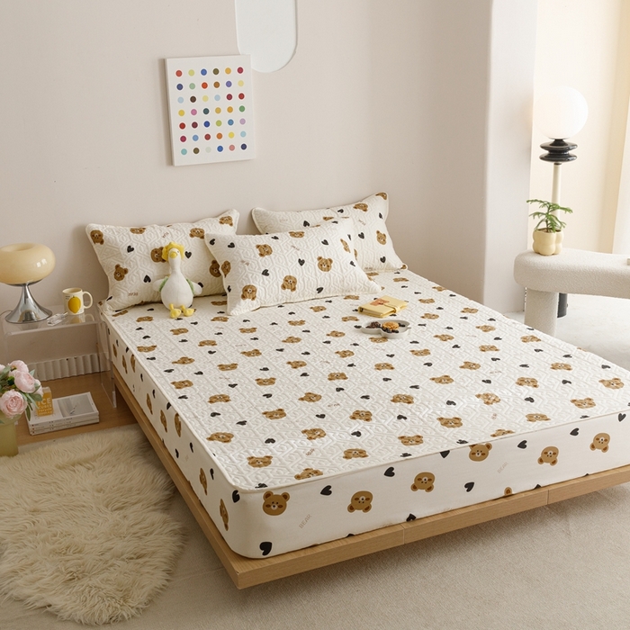 91家纺网 家纺一手货源 找家纺 忘忧草 2023新款A类全棉印花夹棉床笠 熊圆圆