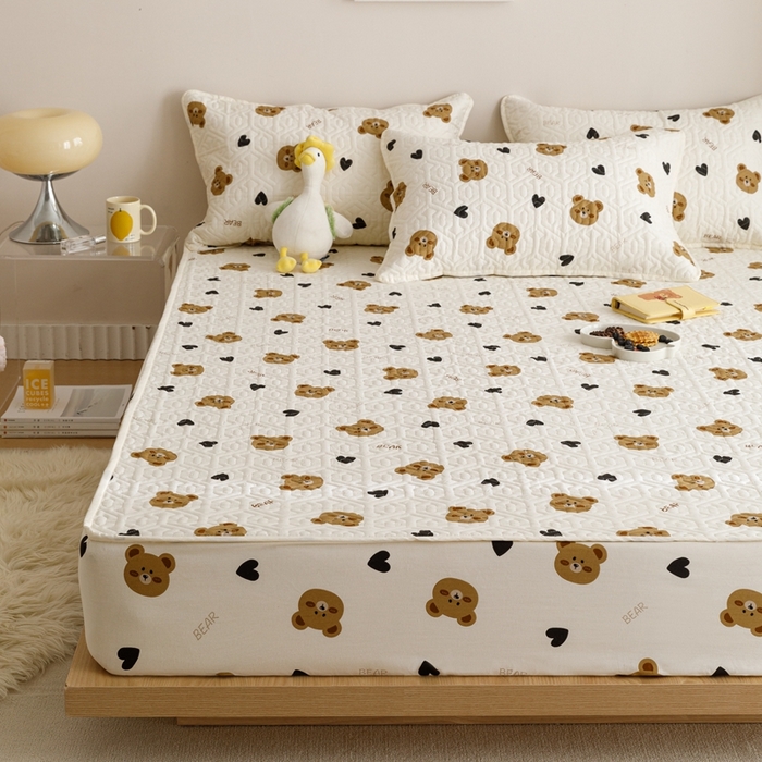 91家纺网 家纺一手货源 找家纺 忘忧草 2023新款A类全棉印花夹棉床笠 熊圆圆