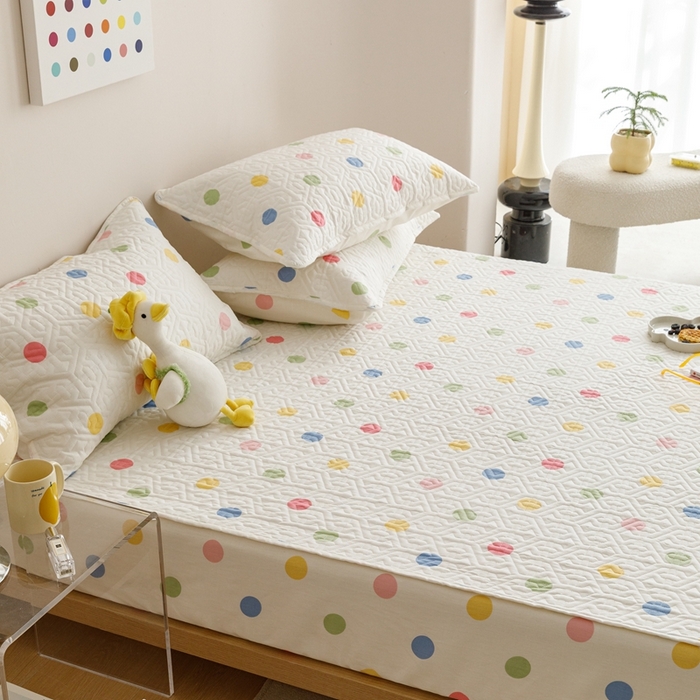 91家纺网 家纺一手货源 找家纺 忘忧草 2023新款A类全棉印花夹棉床笠 活力波点