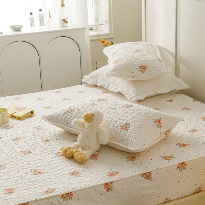 91家纺网 家纺一手货源 找家纺 忘忧草 2023新款A类全棉印花夹棉床笠 花簇-米