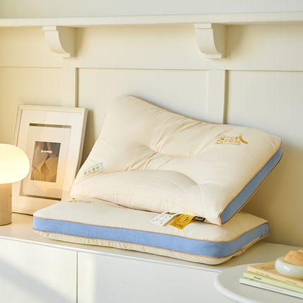 91家纺网 家纺一手货源 找家纺 （总）她喜爱枕芯 2023新款娇生惯养小奶蕉酒店枕头护颈枕颈椎枕乳胶枕