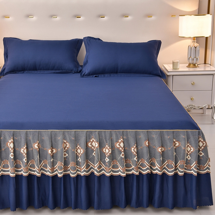 91家纺网 家纺一手货源 找家纺 艾裙海 2025跨境外贸新款纯色乐卡棉90克细丝磨毛蕾丝边床裙 藏青色