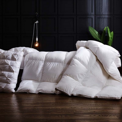 91家纺网 家纺一手货源 找家纺 （总）华盛家纺 2024新款1全棉缎条鹅绒被静音立体羽绒被
