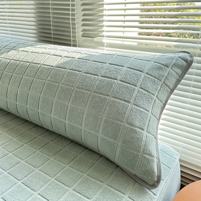 91家纺网 家纺一手货源 找家纺 爱港家纺 2023新款全棉A类毛巾布升级款长枕巾枕芯保护套 暖棉.绿