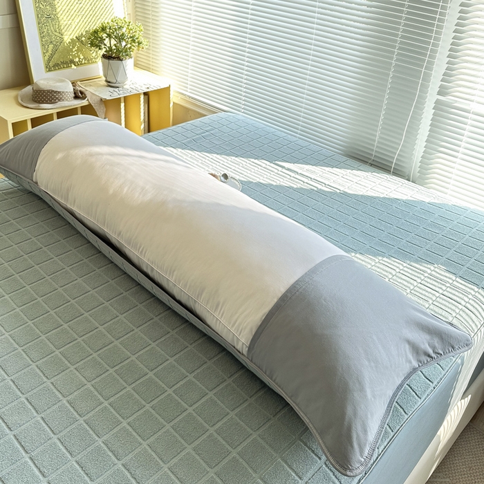 91家纺网 家纺一手货源 找家纺 爱港家纺 2023新款全棉A类毛巾布升级款长枕巾枕芯保护套 暖棉.绿