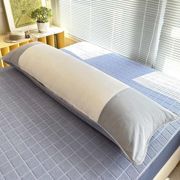 91家纺网 家纺一手货源 找家纺 爱港家纺 2023新款全棉A类毛巾布升级款长枕巾枕芯保护套 暖棉.蓝