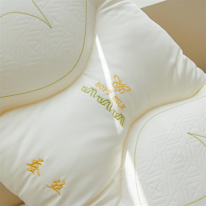 91家纺网 家纺一手货源 找家纺 纽乐家纺 2023新款蛋白枕 蛋白润肤枕-白色48*74cm/只