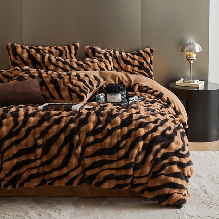 91家纺网 家纺一手货源 找家纺 （总）金奇达家纺 2024秋冬保暖加厚绒类斑马皮草绒四件套-【美拉德】系列