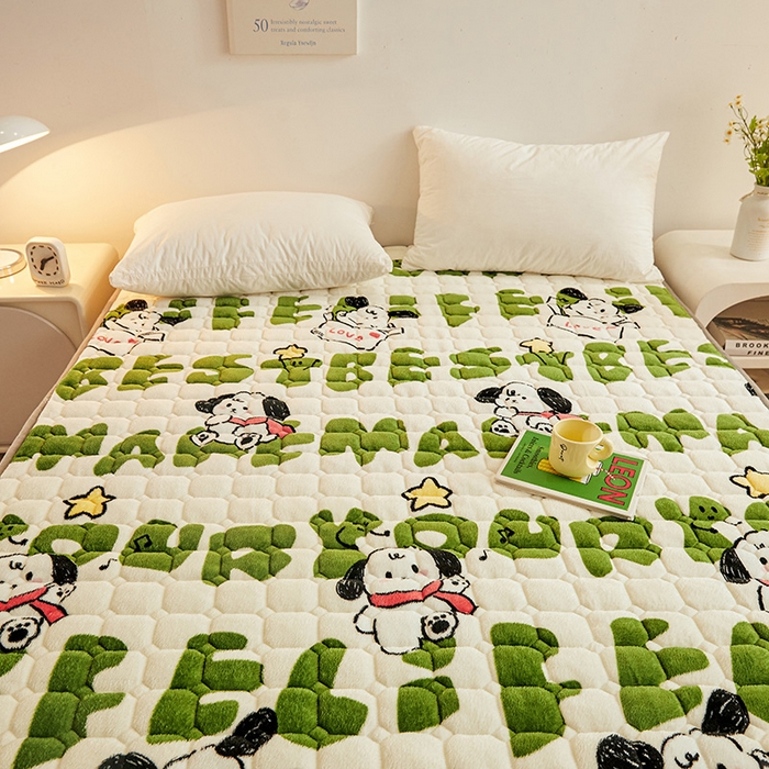 91家纺网 家纺一手货源 找家纺 富威堡家纺 2023新款牛奶绒印花夹棉床护垫床垫垫子 乐乐狗