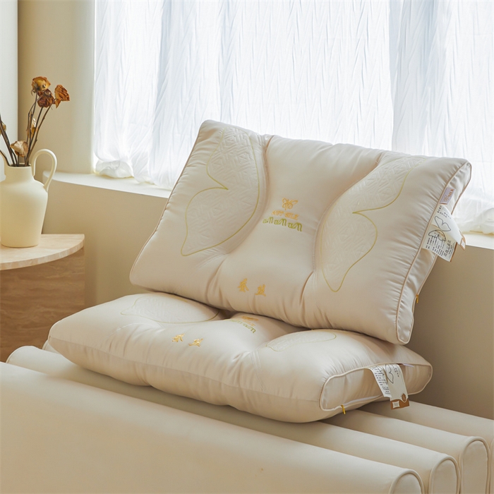 91家纺网 家纺一手货源 找家纺 纽乐家纺 2023新款蛋白枕 蛋白润肤枕-灰色48*74cm/只