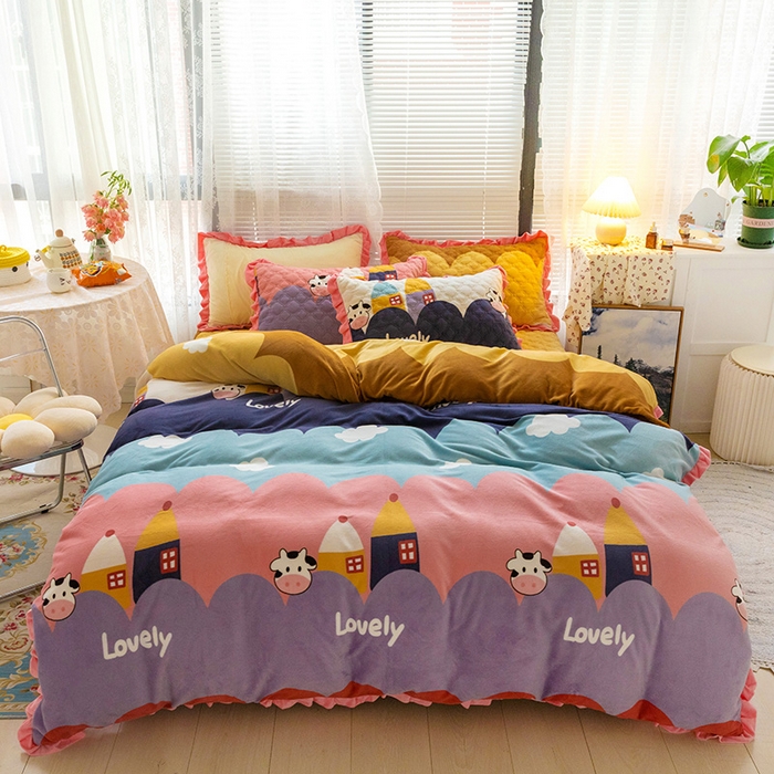 91家纺网 家纺一手货源 找家纺 羽爱家纺 2024新款牛奶绒直边款床盖床垫 牛牛屋