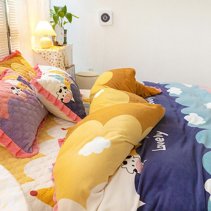 91家纺网 家纺一手货源 找家纺 羽爱家纺 2024新款牛奶绒直边款床盖床垫 牛牛屋