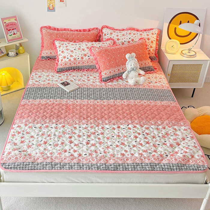 91家纺网 家纺一手货源 找家纺 羽爱家纺 2024新款牛奶绒直边款床盖床垫 如梦花季 