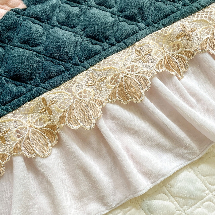 91家纺网 家纺一手货源 找家纺 羽爱家纺 2024新款牛奶绒榻榻米床盖 星星相惜