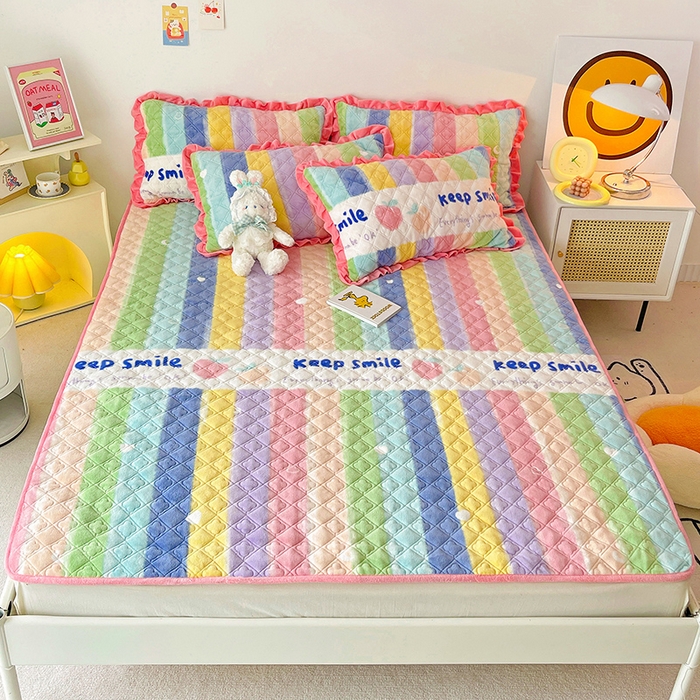 91家纺网 家纺一手货源 找家纺 羽爱家纺 2024新款牛奶绒直边款床盖床垫 条纹彩虹