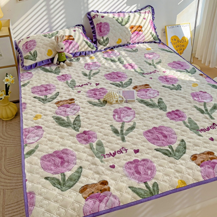 91家纺网 家纺一手货源 找家纺 羽爱家纺 2024新款牛奶绒直边款床盖床垫 郁金香