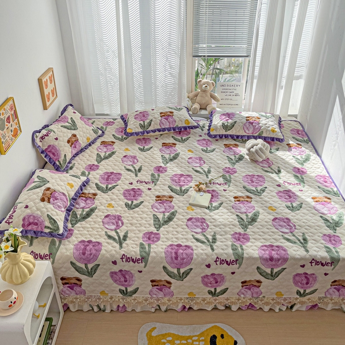 91家纺网 家纺一手货源 找家纺 羽爱家纺 2024新款牛奶绒榻榻米床盖 郁金香 