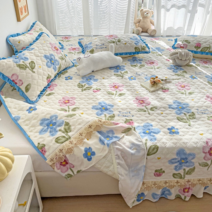 91家纺网 家纺一手货源 找家纺 羽爱家纺 2024新款牛奶绒榻榻米床盖 花海 