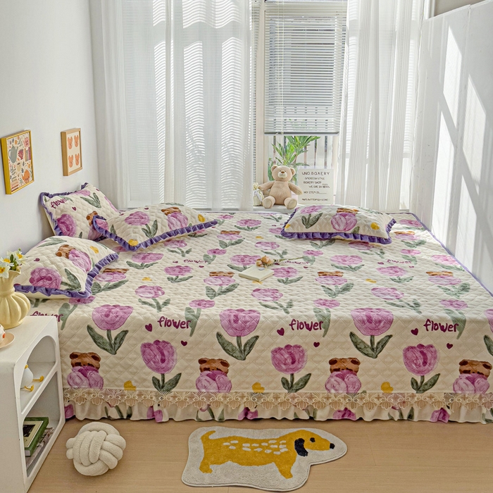 91家纺网 家纺一手货源 找家纺 羽爱家纺 2024新款牛奶绒榻榻米床盖 郁金香 