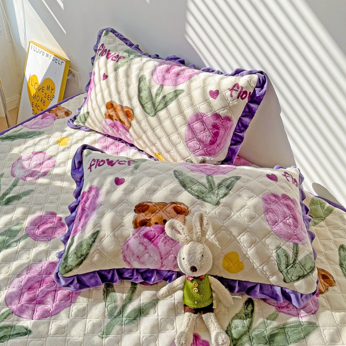 91家纺网 家纺一手货源 找家纺 羽爱家纺 2024新款牛奶绒直边款床盖床垫 郁金香