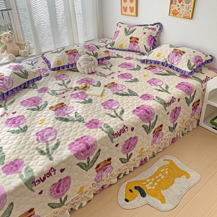 91家纺网 家纺一手货源 找家纺 羽爱家纺 2024新款牛奶绒榻榻米床盖 郁金香 