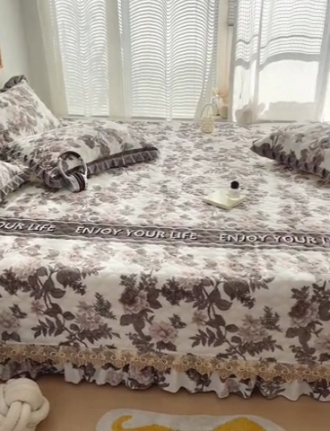 91家纺网 家纺一手货源 找家纺 羽爱家纺 2024新款牛奶绒榻榻米床盖 花都 