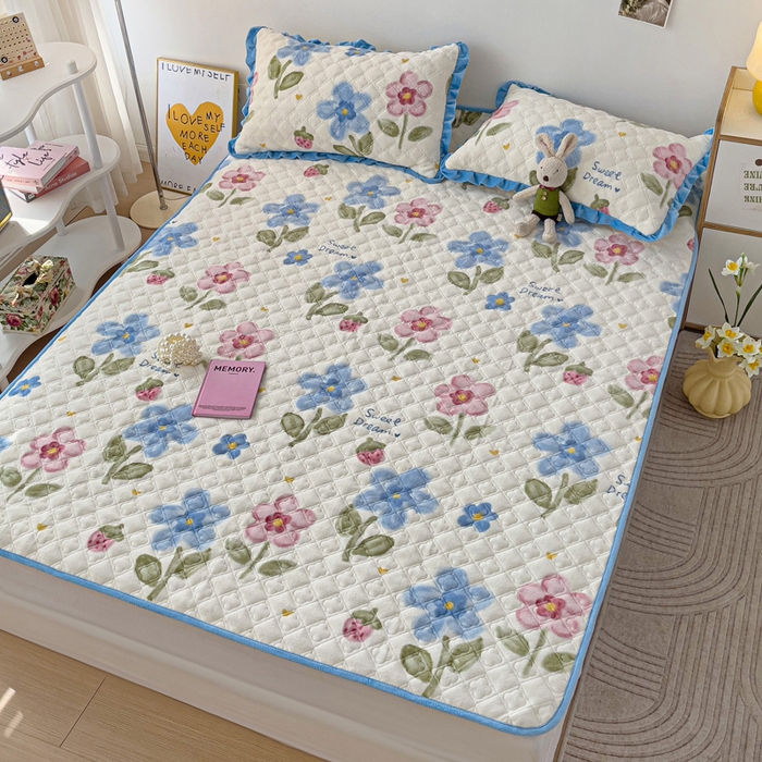 91家纺网 家纺一手货源 找家纺 羽爱家纺 2024新款牛奶绒直边款床盖床垫 花海 