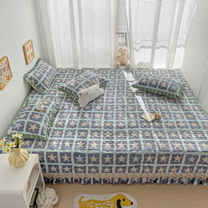 91家纺网 家纺一手货源 找家纺 羽爱家纺 2024新款牛奶绒榻榻米床盖 五角星 