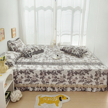 羽爱家纺 2024新款牛奶绒榻榻米床盖 花都 