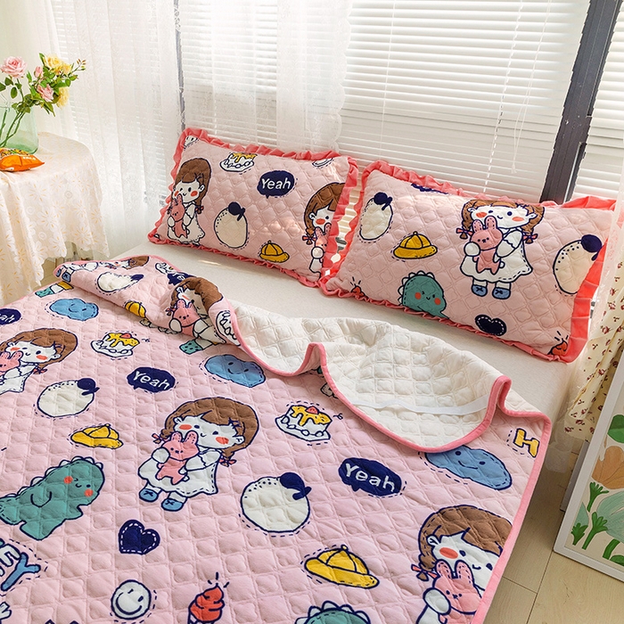 91家纺网 家纺一手货源 找家纺 羽爱家纺 2024新款牛奶绒直边款床盖床垫 蛋糕女孩