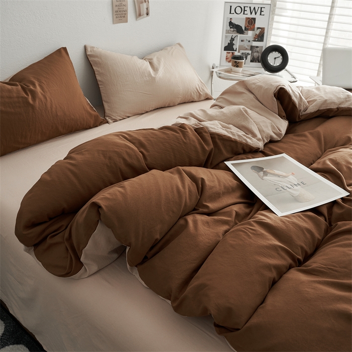 91家纺网 家纺一手货源 找家纺 卡迪熊家纺 2024新款ins风超柔褶皱亲肤磨毛水洗m四件套双拼系列 糖卡