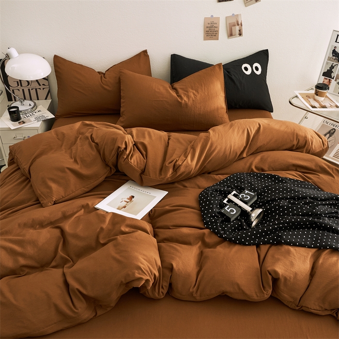 91家纺网 家纺一手货源 找家纺 卡迪熊家纺 2024新款ins风超柔褶皱亲肤磨毛水洗m四件套纯色系列 焦糖