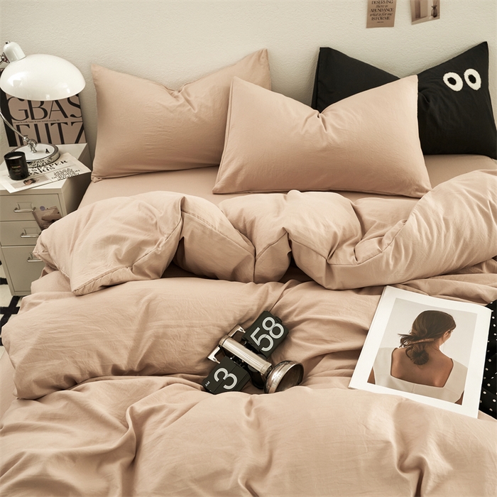 91家纺网 家纺一手货源 找家纺 卡迪熊家纺 2024新款ins风超柔褶皱亲肤磨毛水洗m四件套纯色系列 奶茶