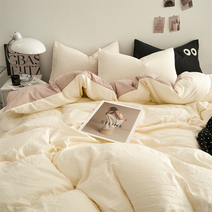 91家纺网 家纺一手货源 找家纺 卡迪熊家纺 2024新款ins风超柔褶皱亲肤磨毛水洗m四件套双拼系列 菊蕊奶黄