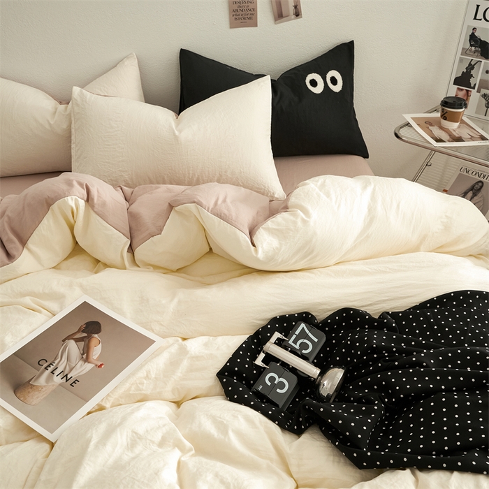 91家纺网 家纺一手货源 找家纺 卡迪熊家纺 2024新款ins风超柔褶皱亲肤磨毛水洗m四件套双拼系列 菊蕊奶黄