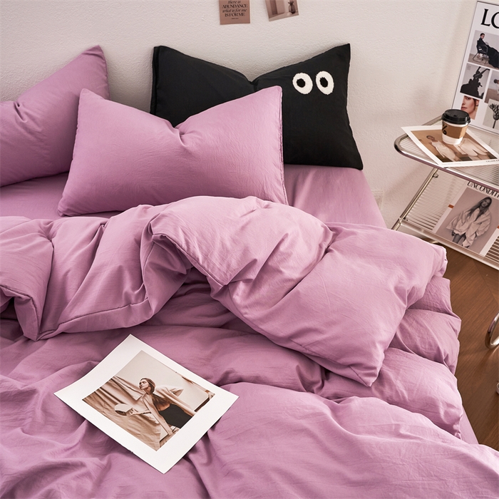 91家纺网 家纺一手货源 找家纺 卡迪熊家纺 2024新款ins风超柔褶皱亲肤磨毛水洗m四件套纯色系列 芋泥紫