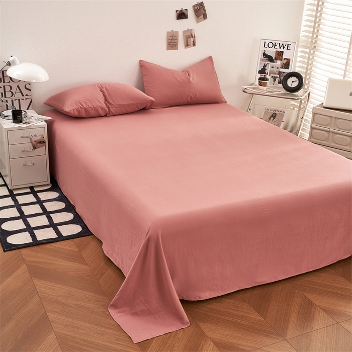 91家纺网 家纺一手货源 找家纺 卡迪熊家纺 2024新款ins风超柔褶皱亲肤磨毛水洗m四件套纯色系列 梦露粉