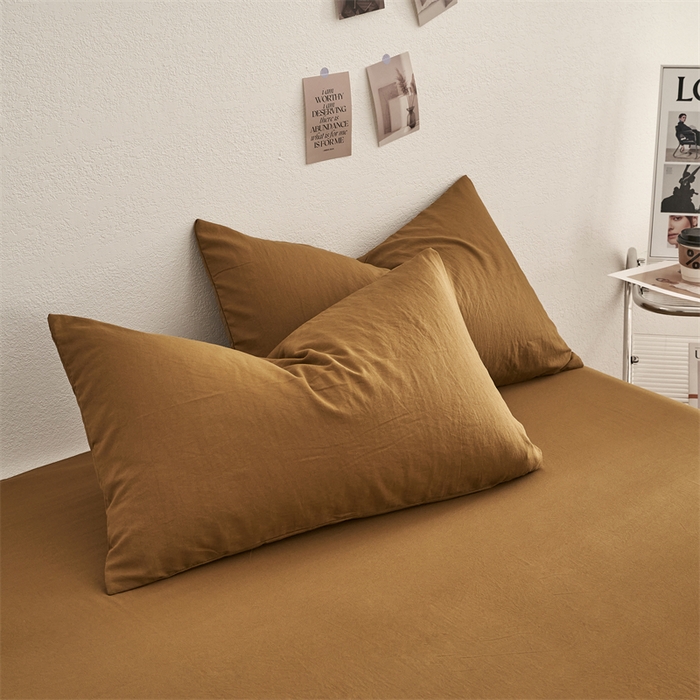 91家纺网 家纺一手货源 找家纺 卡迪熊家纺 2024新款ins风超柔褶皱亲肤磨毛水洗m四件套纯色系列 玛瑙黄