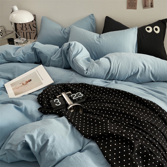 91家纺网 家纺一手货源 找家纺 卡迪熊家纺 2024新款ins风超柔褶皱亲肤磨毛水洗m四件套纯色系列 尼罗蓝