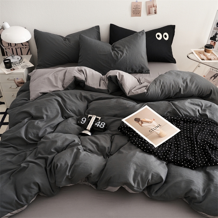 91家纺网 家纺一手货源 找家纺 卡迪熊家纺 2024新款ins风超柔褶皱亲肤磨毛水洗m四件套双拼系列 深浅灰