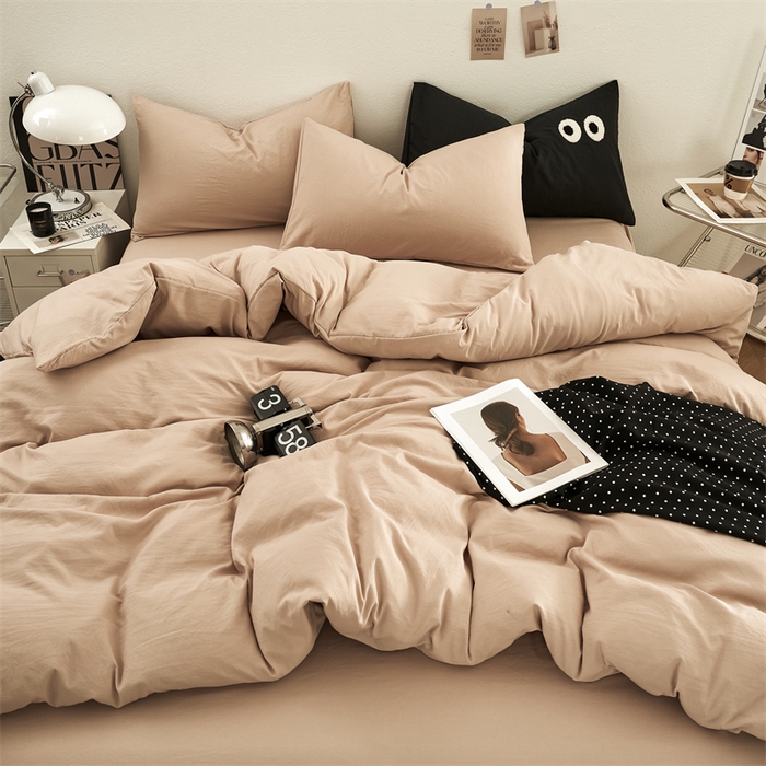 91家纺网 家纺一手货源 找家纺 卡迪熊家纺 2024新款ins风超柔褶皱亲肤磨毛水洗m四件套纯色系列 奶茶