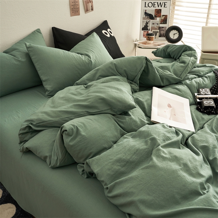 91家纺网 家纺一手货源 找家纺 卡迪熊家纺 2024新款ins风超柔褶皱亲肤磨毛水洗m四件套纯色系列 清新绿