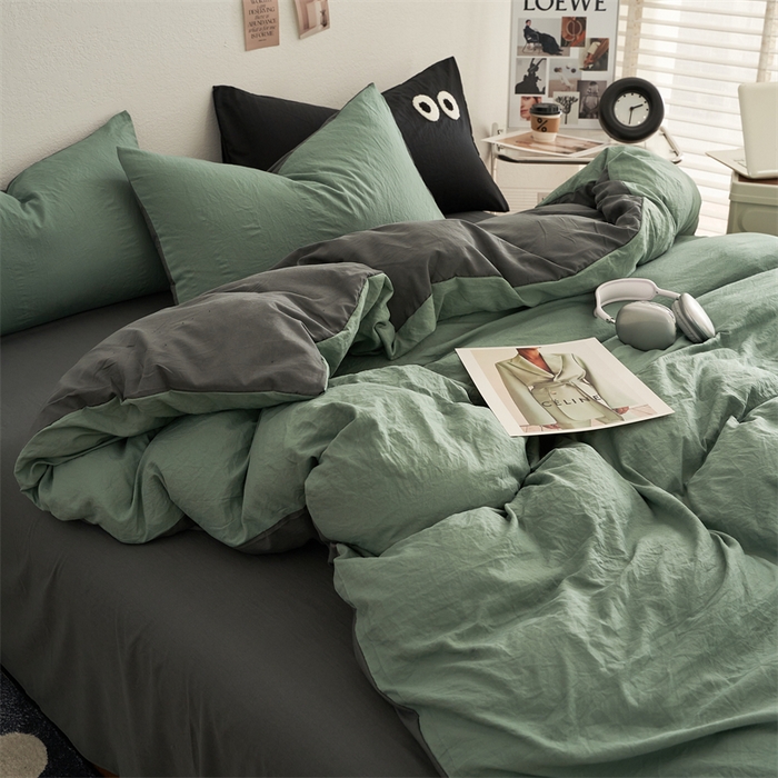 91家纺网 家纺一手货源 找家纺 卡迪熊家纺 2024新款ins风超柔褶皱亲肤磨毛水洗m四件套双拼系列 清新灰